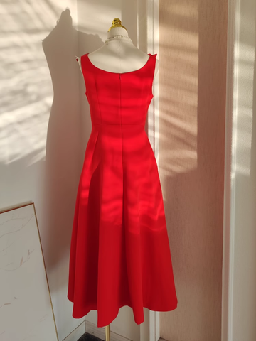 A line Scoop Neckline Red Travel Vacation Dresses Satin Birthday Dress SD327